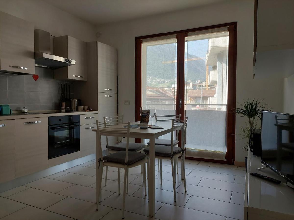 Bilocale Luminoso, Ottima Posizione Apartment Sondrio Luaran gambar